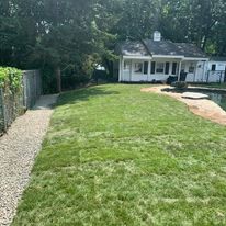 Side-yard lawn
